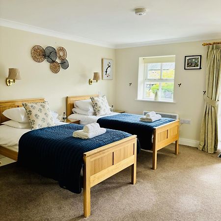 The Boatside Inn - Hadrian - Twin Ensuite Hexham Dış mekan fotoğraf